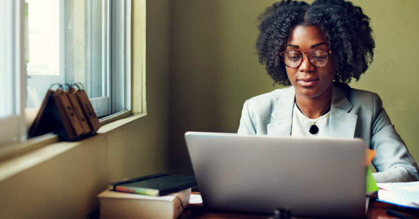 Book Review : Influential Woman