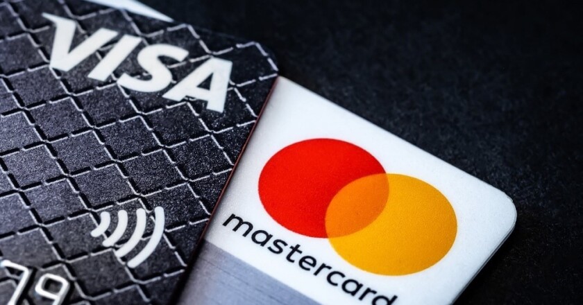 Banks warn people to watch out for scammers as bank prepares to change all debit cards