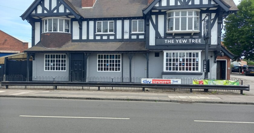 THE YEW TREE PUB