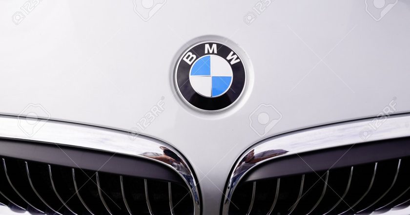 BMW and Mercedes owners warned of car theft as police issue appeal – ‘turn off keyless’